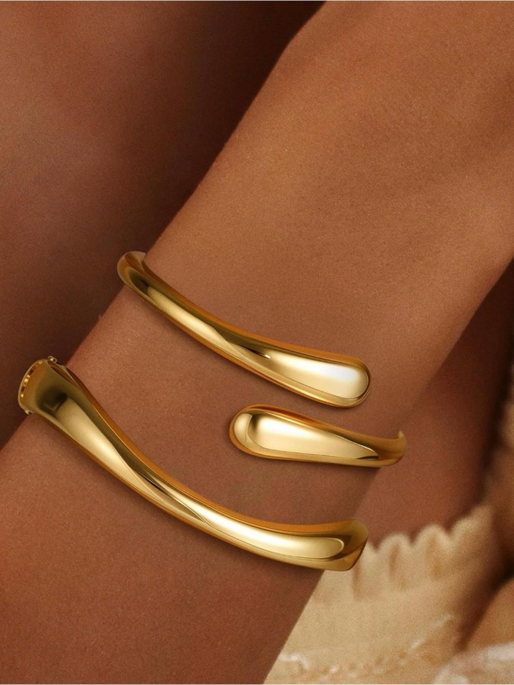 Gold Bracelets for Women Trendy, 18K Gold Plated Bangle Bracelet Set